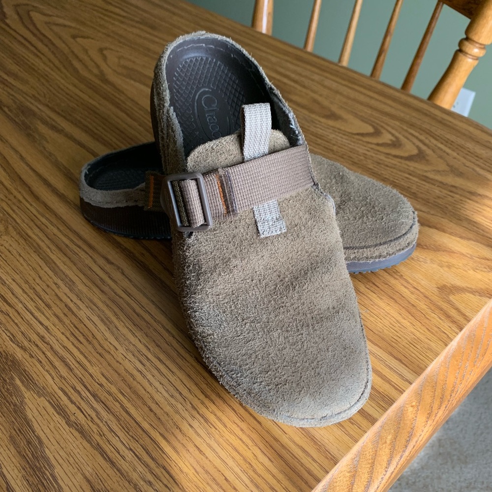 Chaco Suede Paonia Clogs, Women’s Size 9